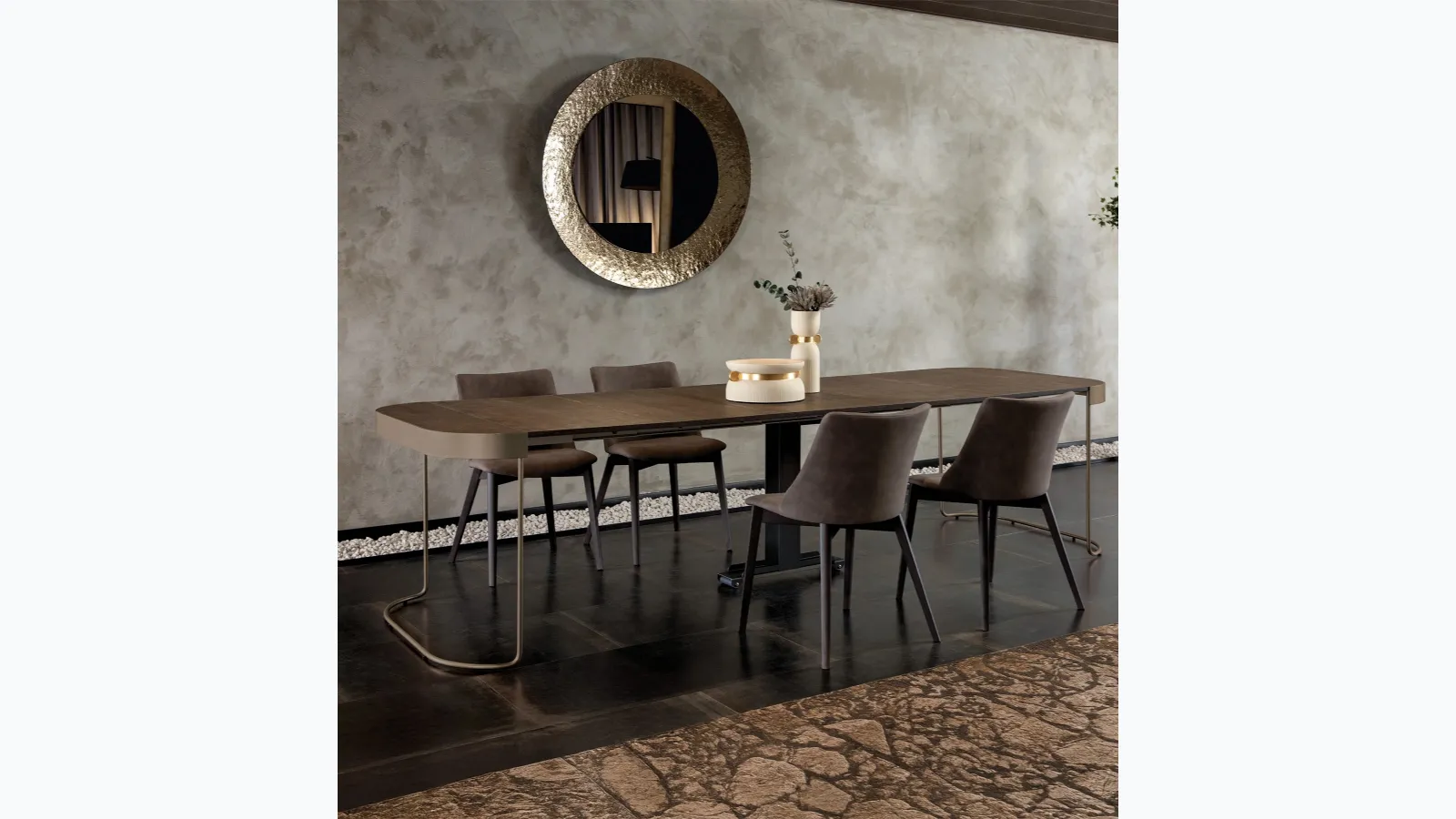 Tonin Casa's Cora extendable console table.