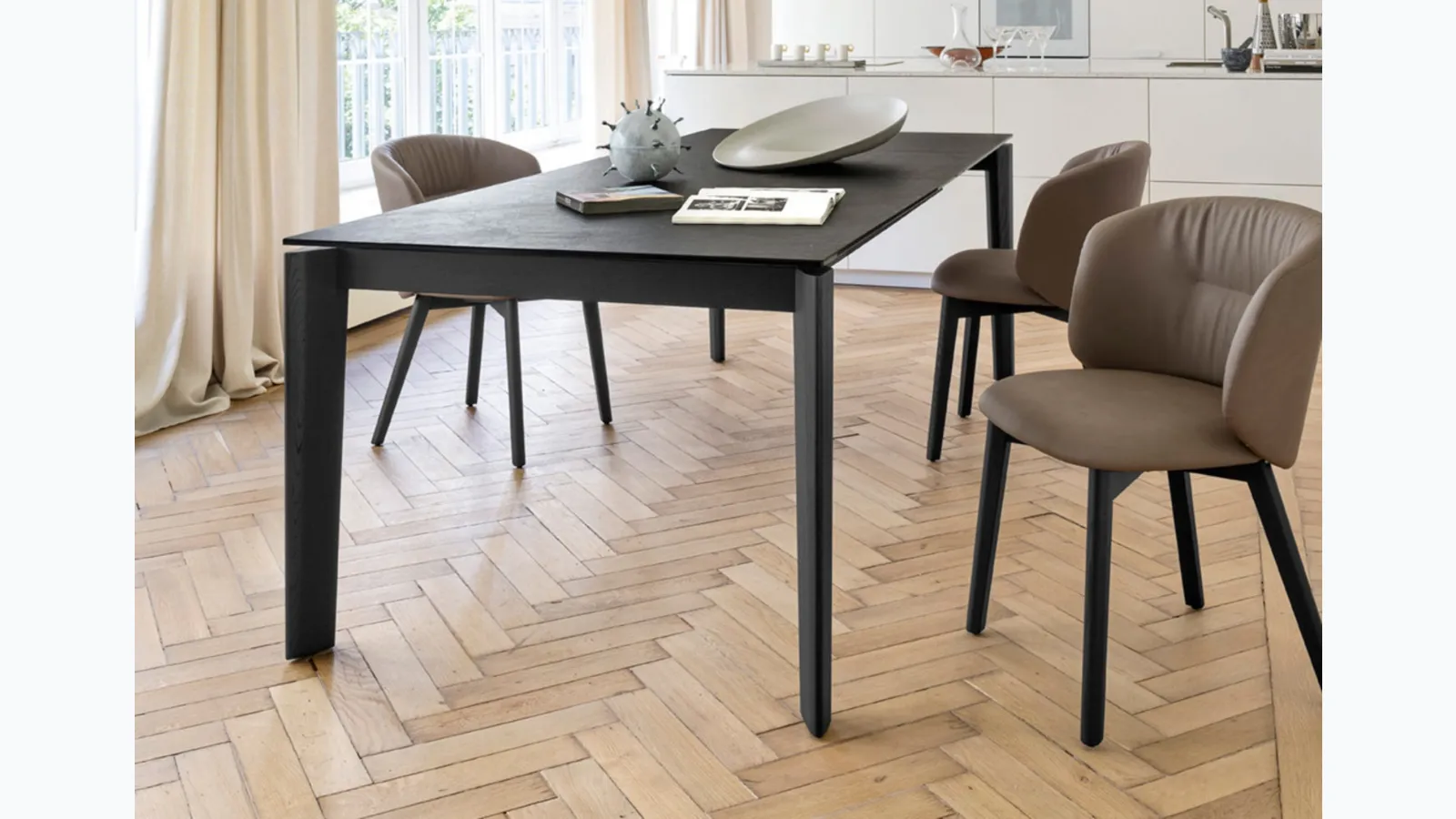 Extendable table Dogma by Calligaris