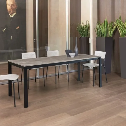 Extended table Eos by Ingenia