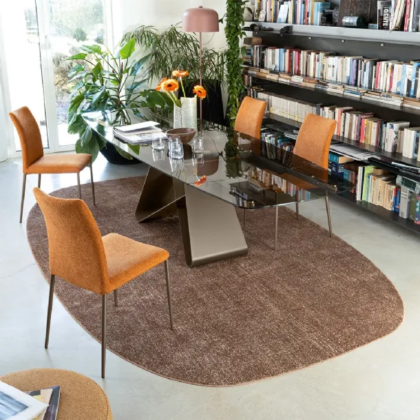 Gemini extendable dining table by Connubia