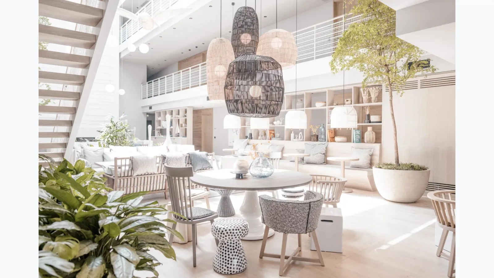 Gray 38 table with wooden top and white millgres base by Gervasoni.