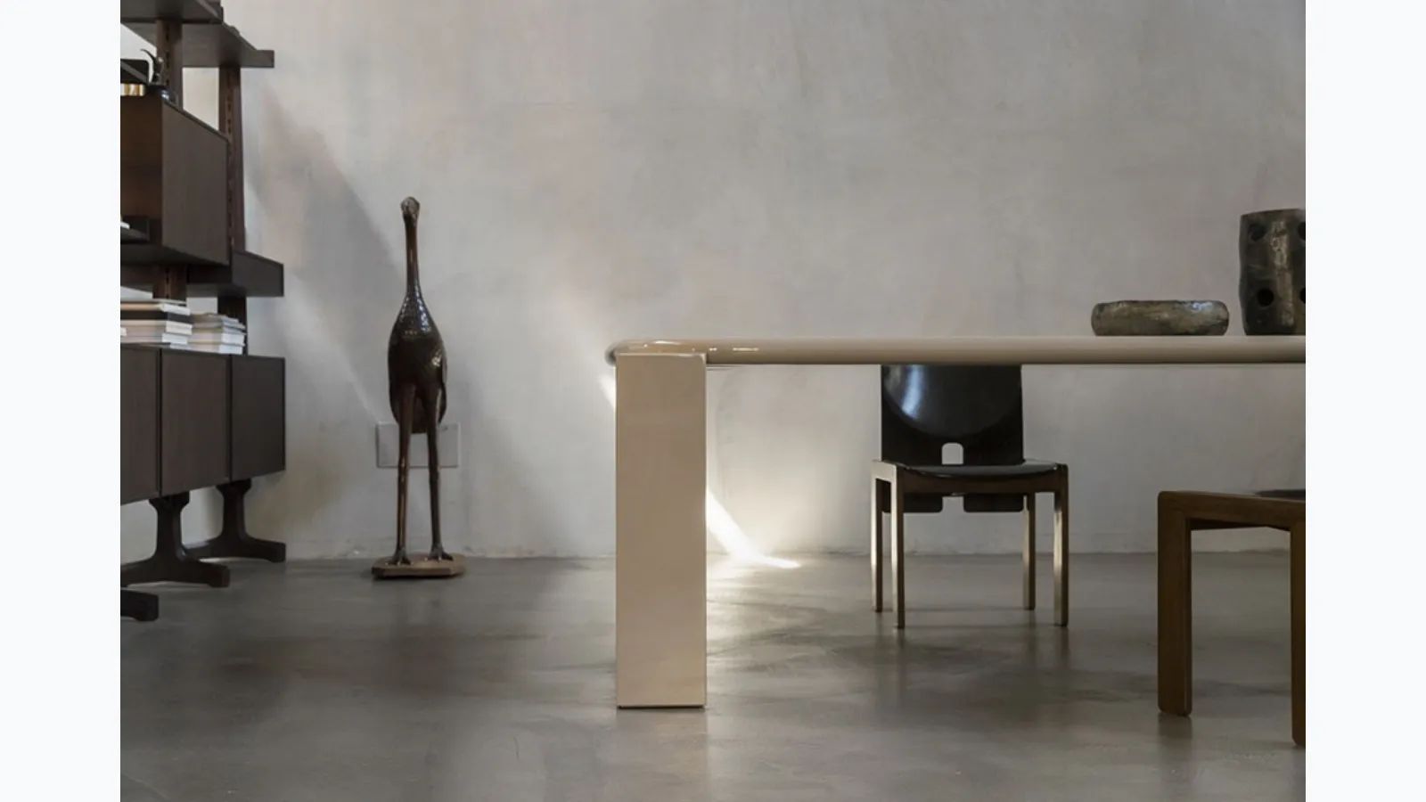 Hero Table with glossy lacquer finish by Mogg