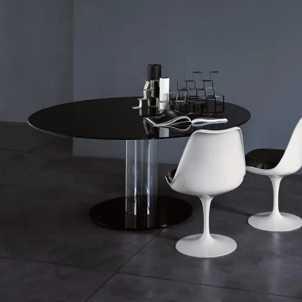 Round table Hub by Glas Italia