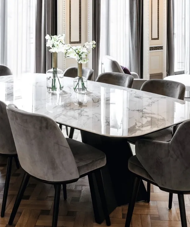Icaro fixed table in ceramic by Calligaris