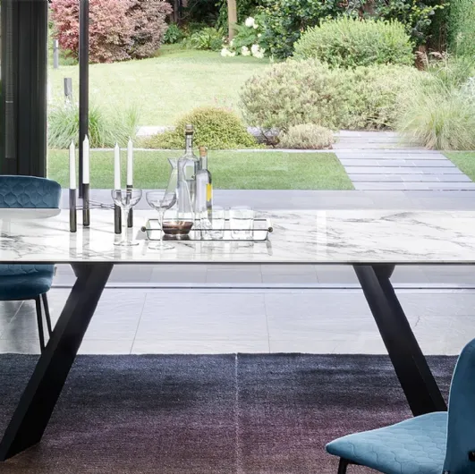 Fixed ceramic table Icaro by Calligaris