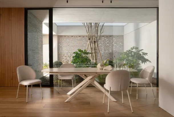 Joakim Table in Ivory Porcelain Stoneware by Bizzotto