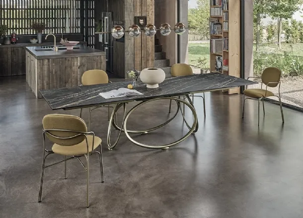 Louis table in SuperMarble by Bontempi