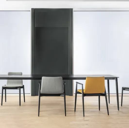 Malmö table by Pedrali