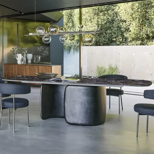Extendable Mellow table in Bonaldo Ceramic.
