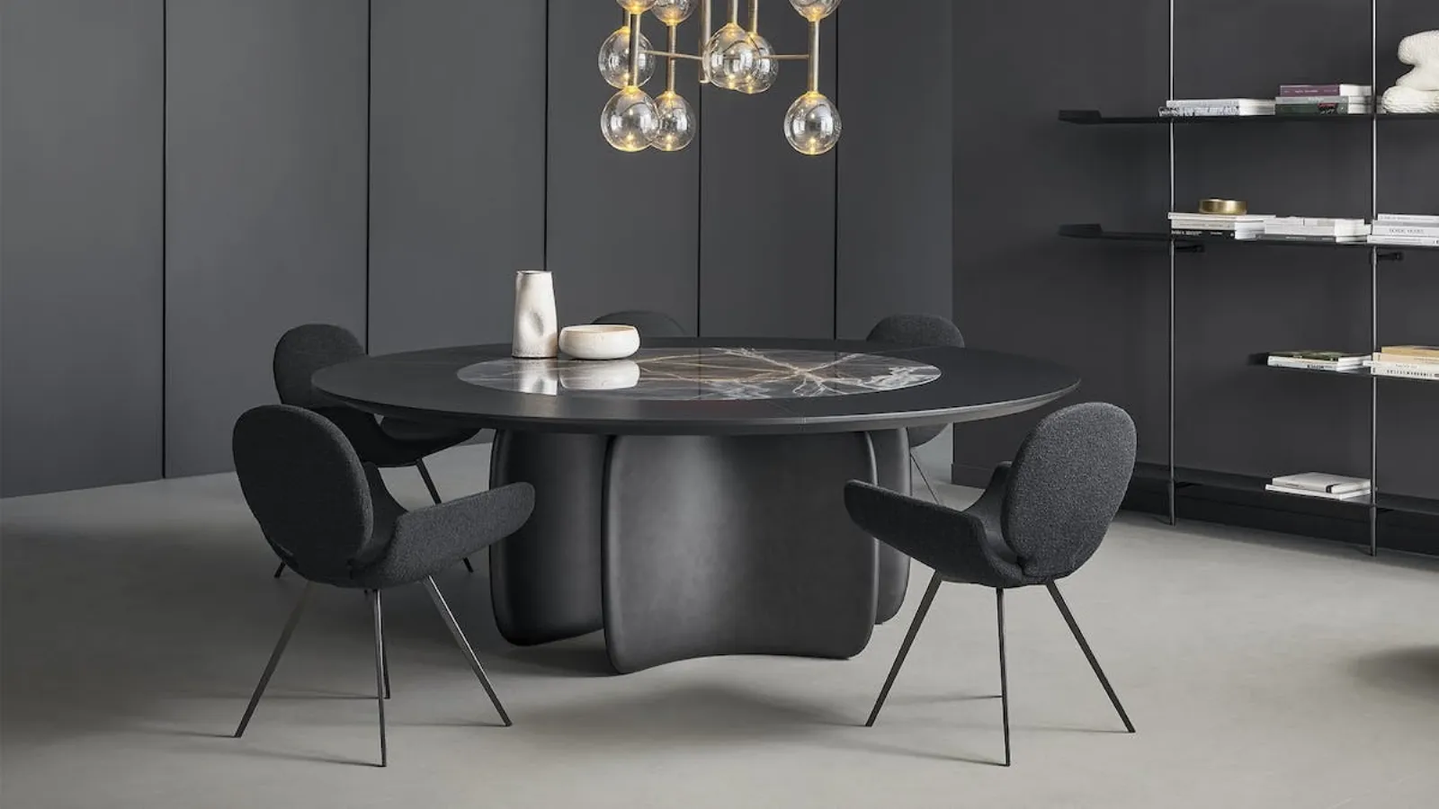 Round table Mellow ST with wooden and ceramic top and polyurethane base by Bonaldo.