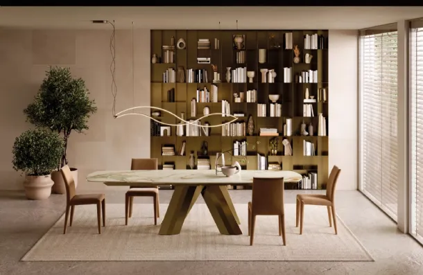 Extendable table in SuperMarmo Menhir by Bontempi.