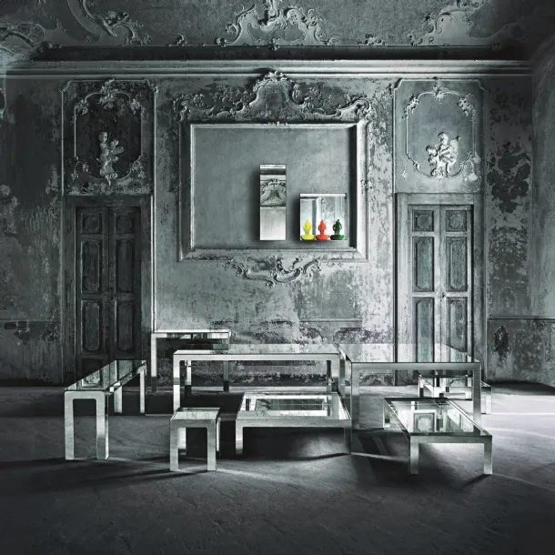 Table with Mirror Mirror top by Glas Italia