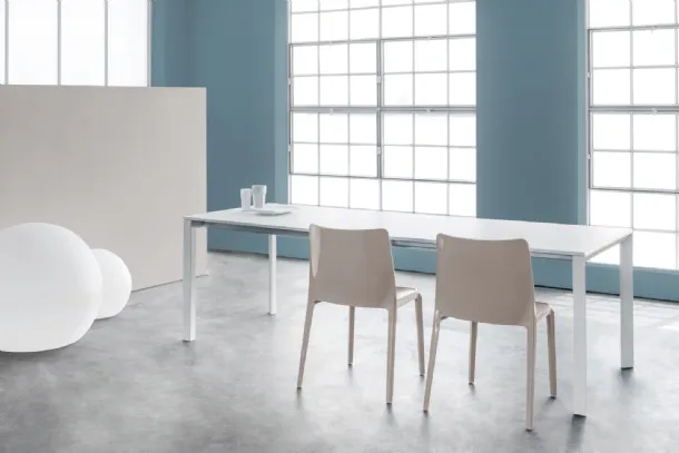 More extendable table by Pedrali.