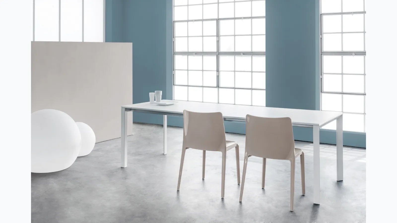 More extendable table by Pedrali.