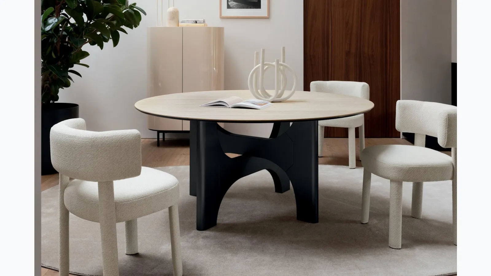 Nogu Round Table by Calligaris