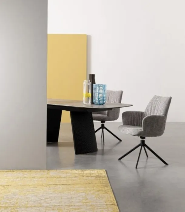 Extendable Oliver Ceramic Table by Bizzotto.