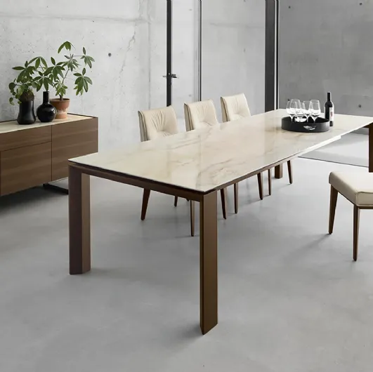 Extendable Omnia table by Calligaris