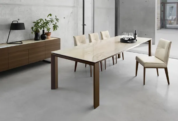 Extendable Omnia table by Calligaris