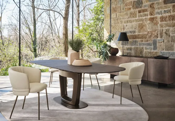 Extendable dining table Orbital by Calligaris