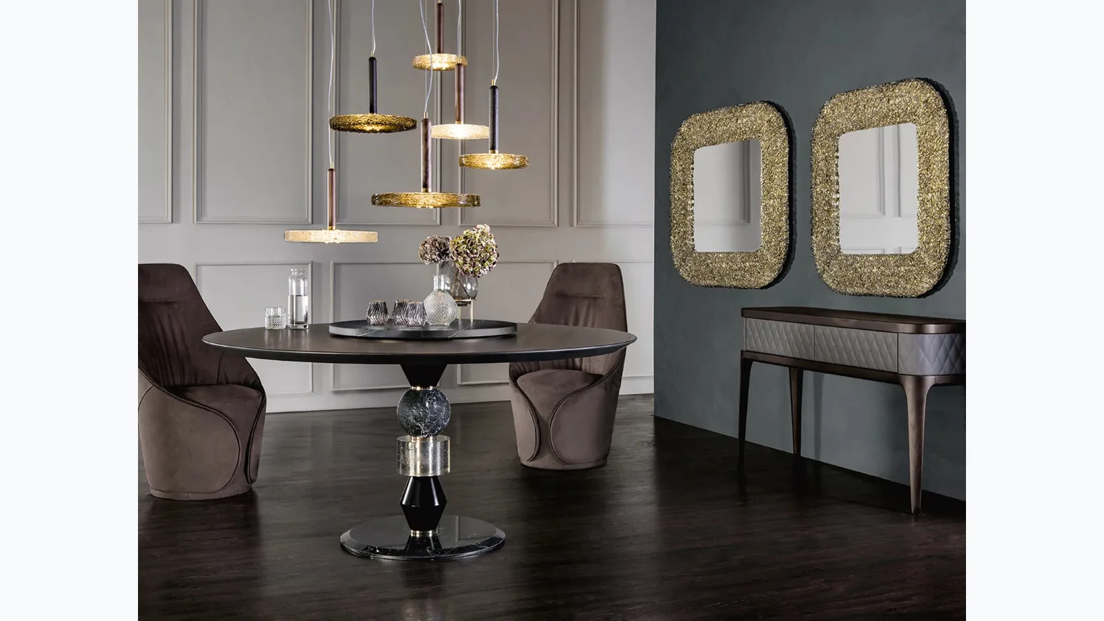 Round table with Pandora wood top by Tonin Casa.