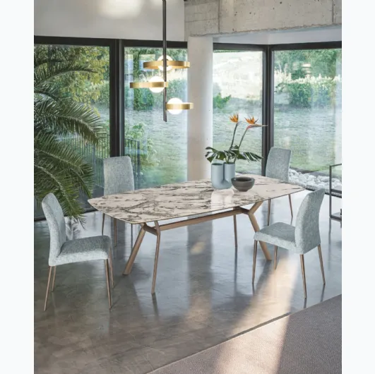 Paradise ceramic table by Riflessi.