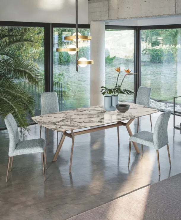 Paradise ceramic table by Riflessi.