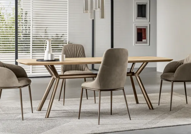 Paradise table in wood by Riflessi.