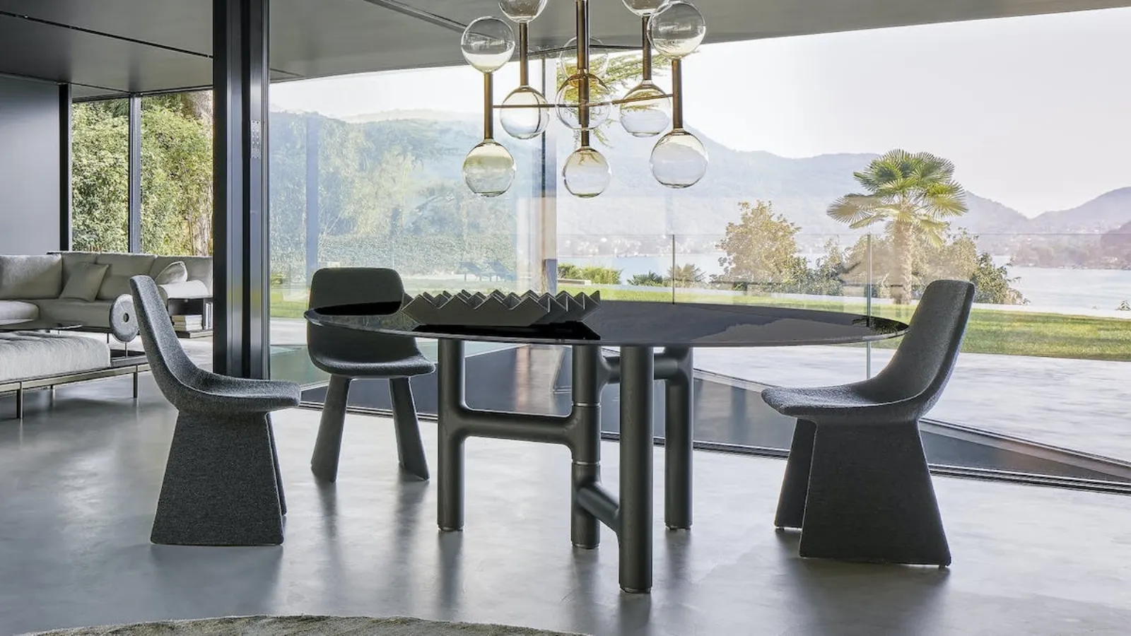 Pivot oval glass table with Bonaldo wooden base.