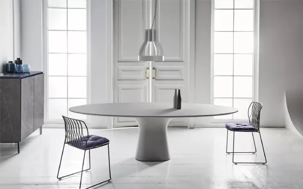 Podium cement table by Bontempi.