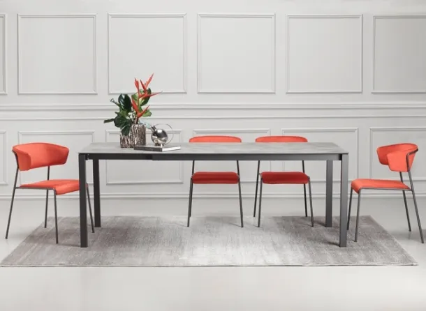 Extendable table in HPL Pranzo 160/210 by Scab Design.