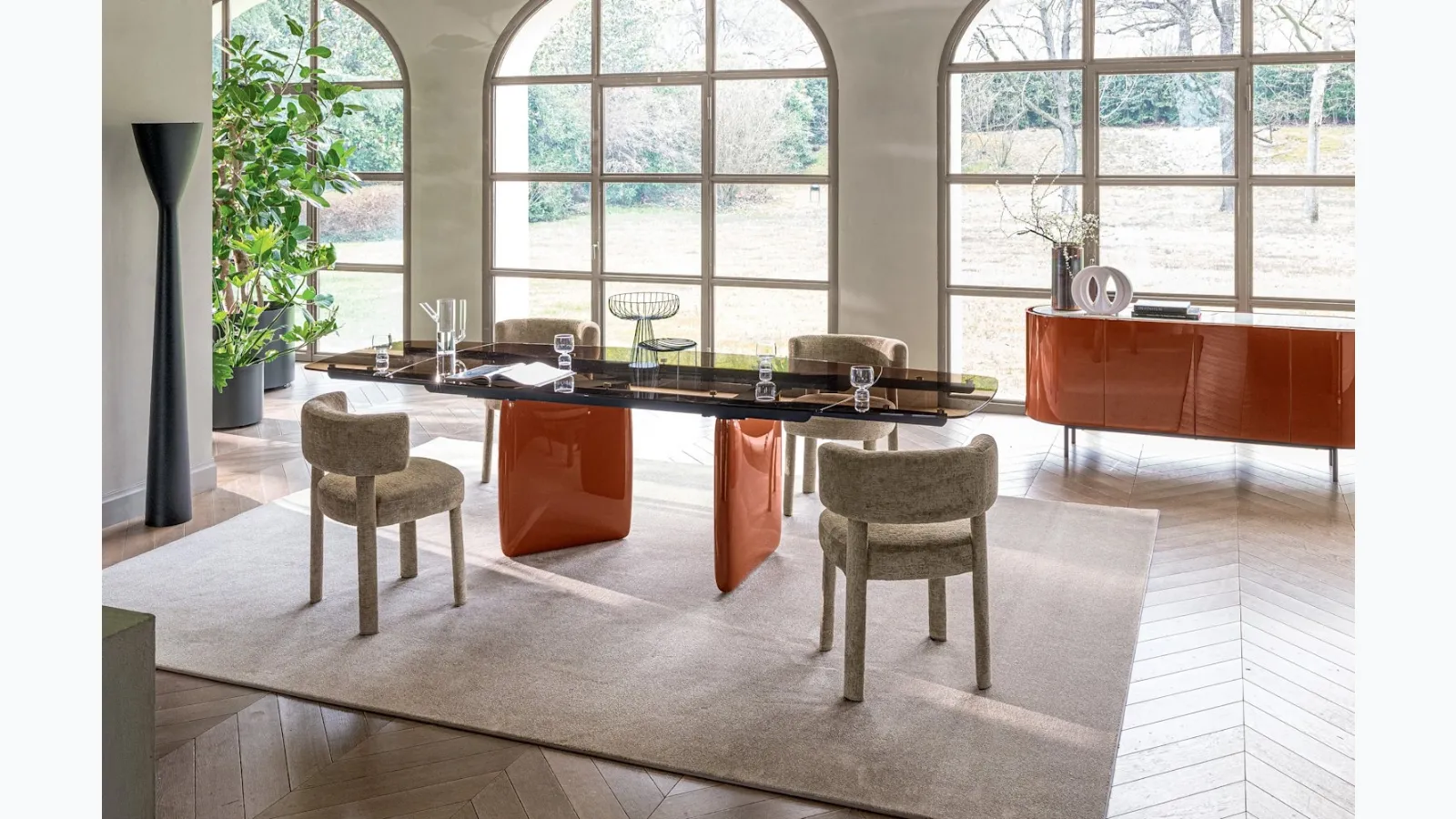 Calligaris Riverstone extendable glass table
