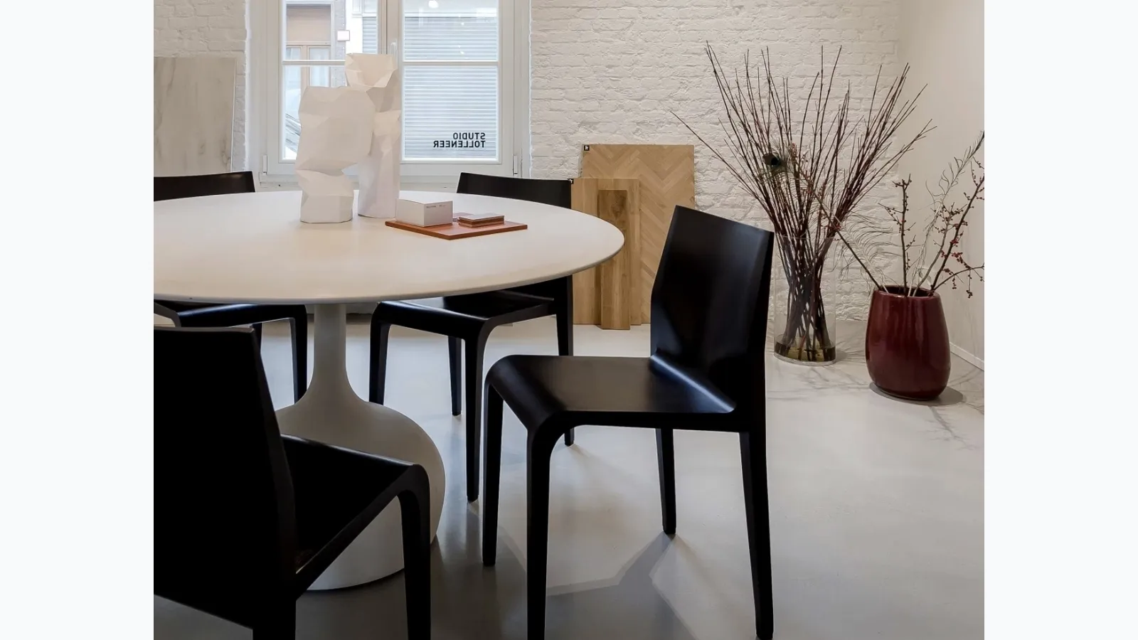 Round table Saen by Alias