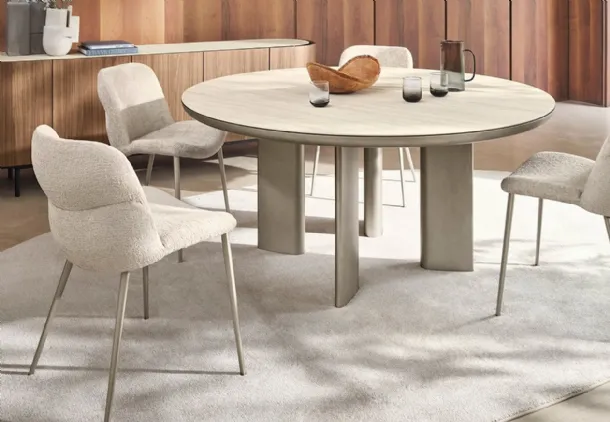 Round Sandy table with ceramic top by Calligaris.