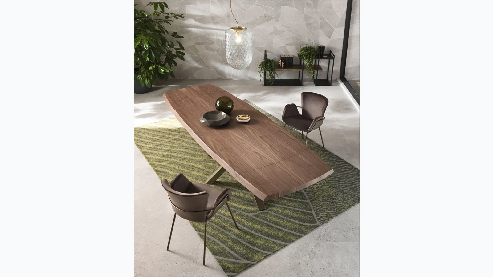 Extendable wooden table Shangai by Riflessi.