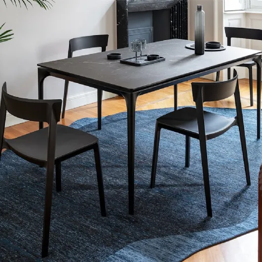 Extendable table Silhouette by Calligaris