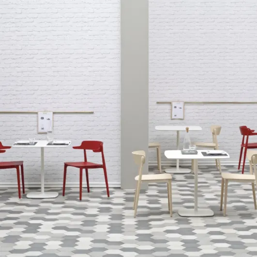 Pedrali's Stylus table