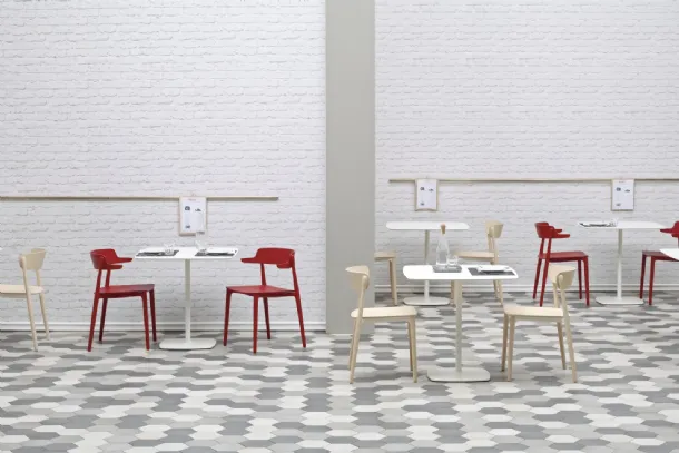 Pedrali's Stylus table