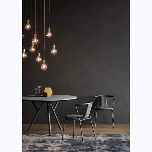 Round Sunny table with White Carrara marble top and Novamobili metal legs