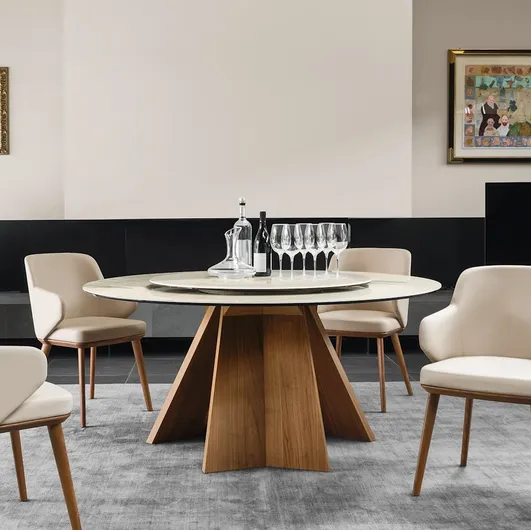 Susan round table in ceramic by Calligaris