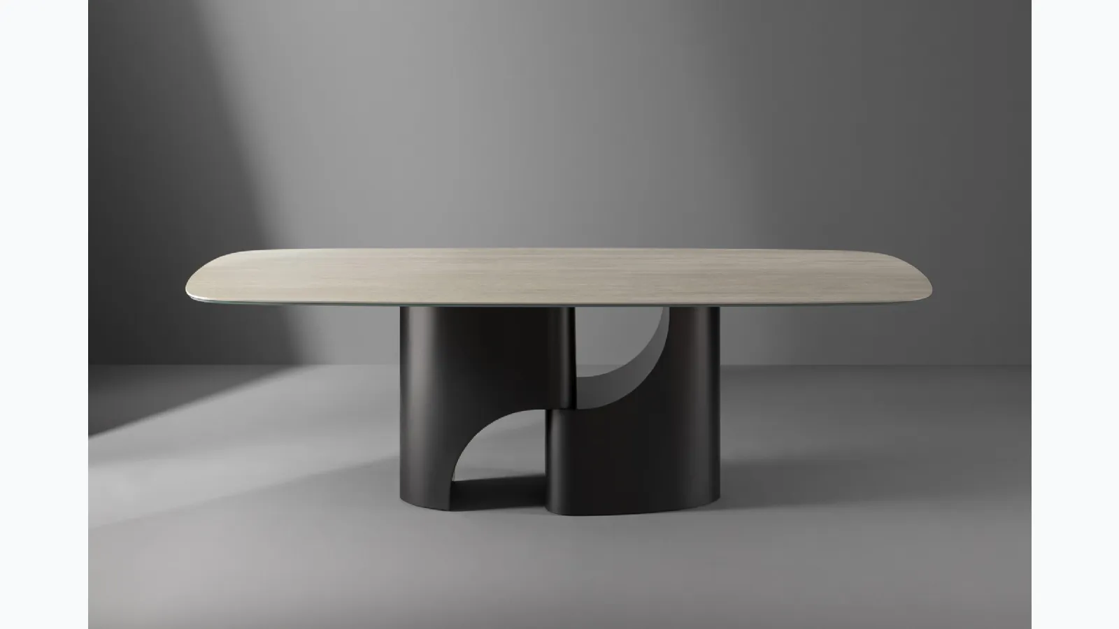 Taijitu table with marble top and metal base by Bonaldo.