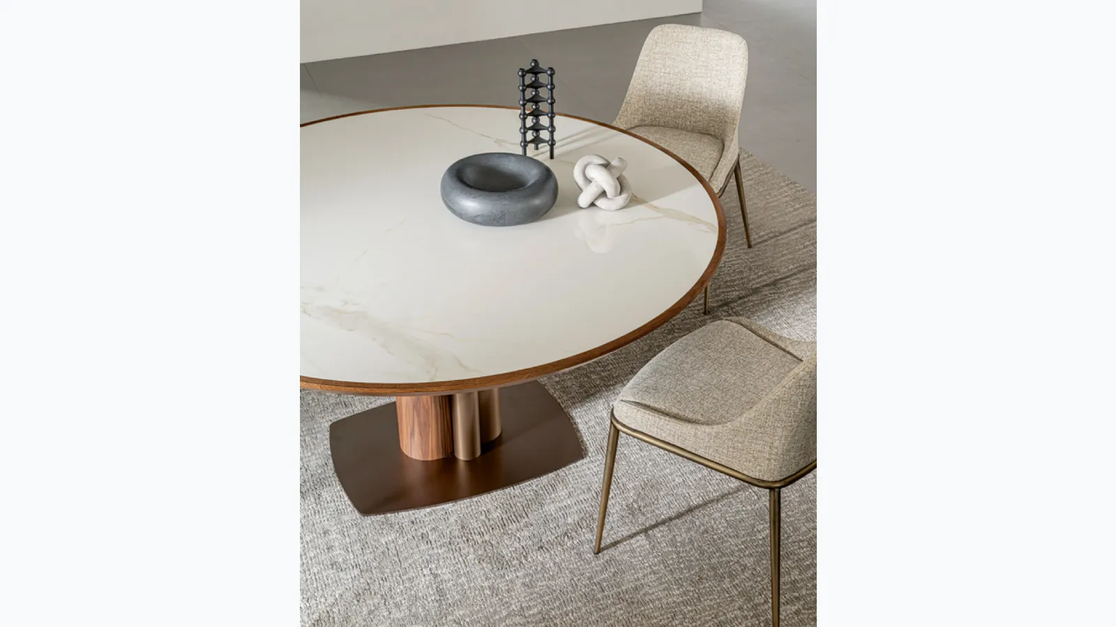 Round Tower table in ceramic and wood by Riflessi.