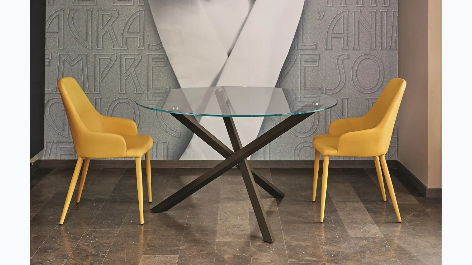 Round crystal table with dark brass lacquered steel base Trio by Ingenia.