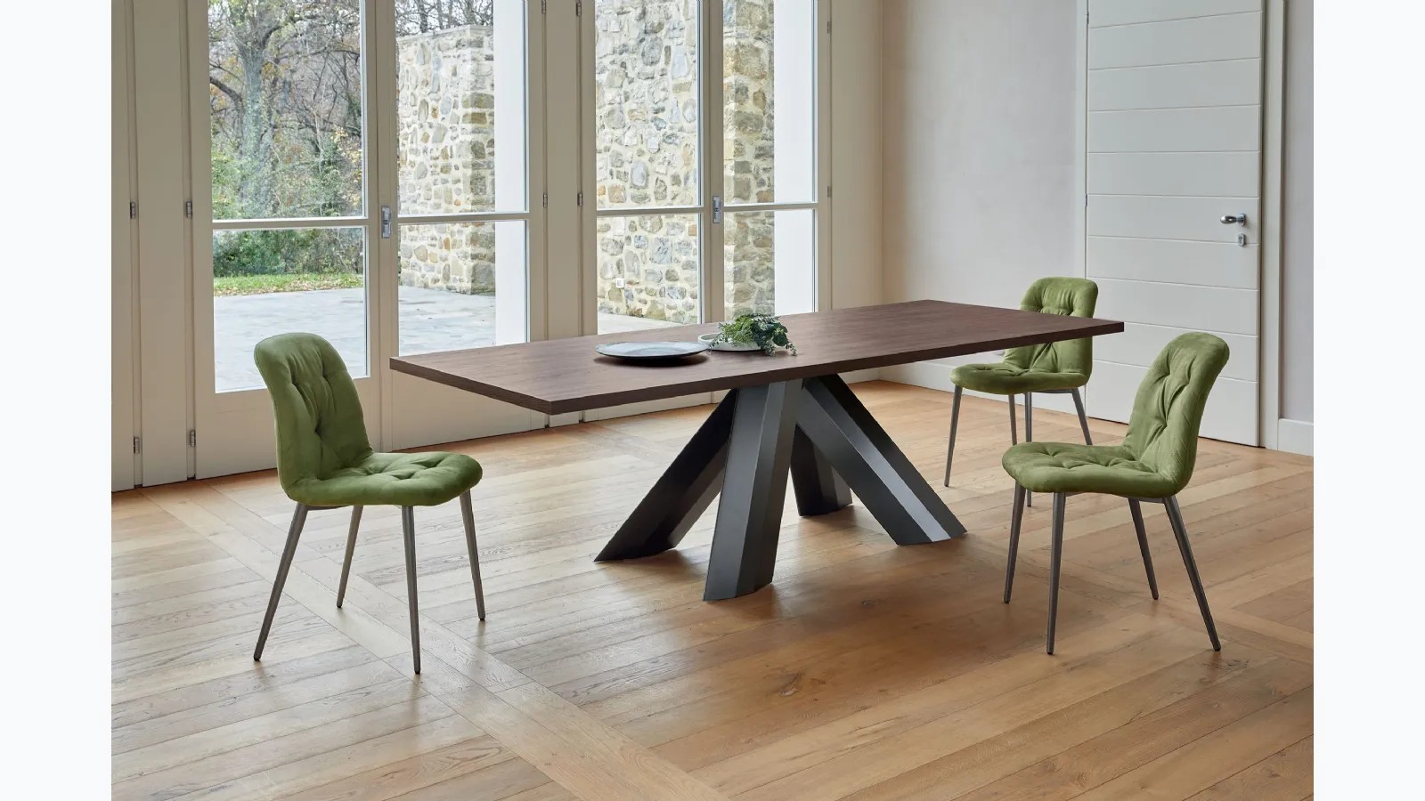Rectangular Twist table by Ingenia