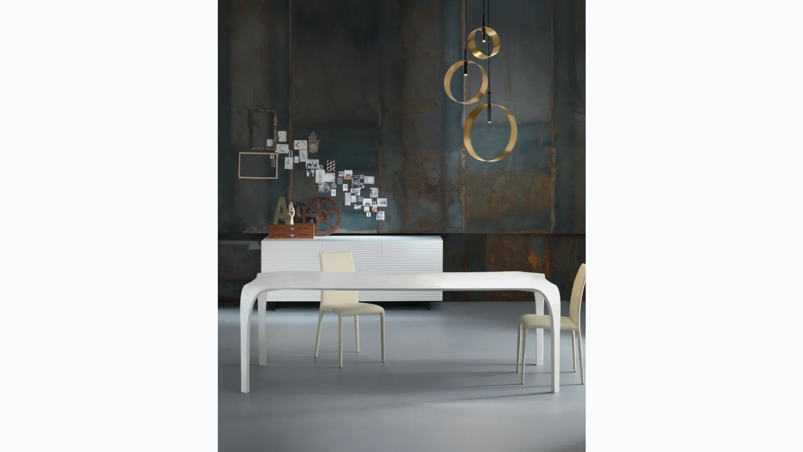 Single table in Technoril by Riflessi