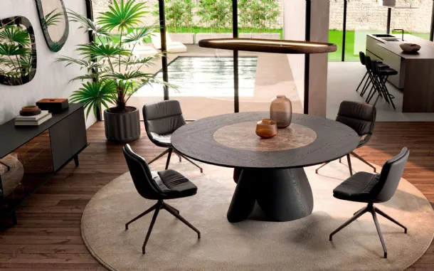 Extendable round wooden table Veliero with built-in ceramic Lazy Susan tray in the top by Ozzio.
