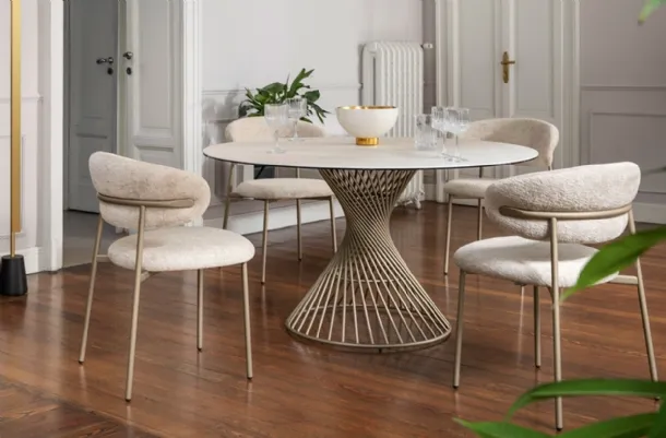 Round ceramic Vortex table by Calligaris