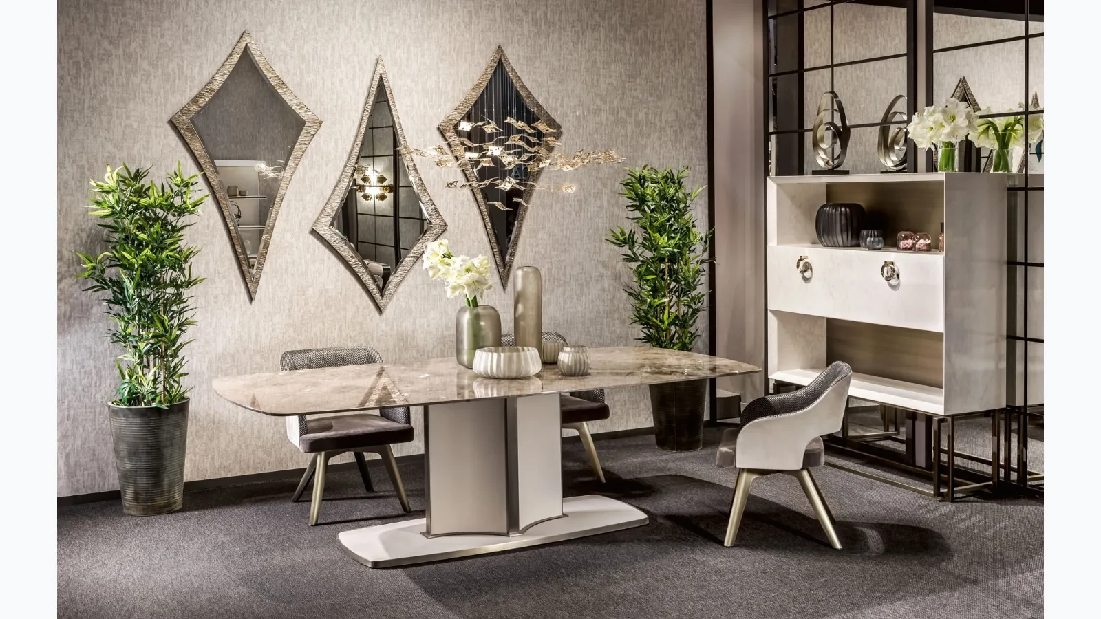 Ceramic table with base covered in Voyage leather by Cantori.