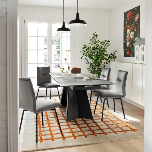 Extensible table Wings by Connubia.