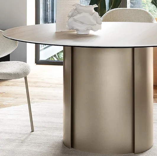 Round Yoroi table in Calligaris ceramic