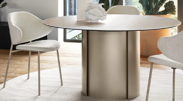 Round Yoroi table in Calligaris ceramic